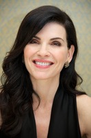Julianna Margulies Tank Top #2430000