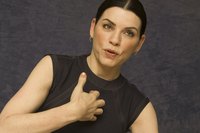 Julianna Margulies Sweatshirt #2443529