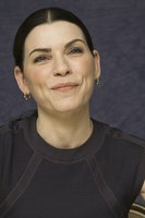 Julianna Margulies Sweatshirt #2443573