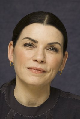 Julianna Margulies stickers 2443590