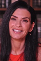 Julianna Margulies Sweatshirt #2526382