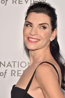 Julianna Margulies Sweatshirt #2995332