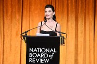Julianna Margulies Sweatshirt #2995382