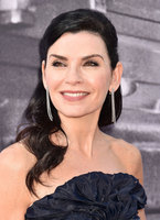 Julianna Margulies Sweatshirt #3265800