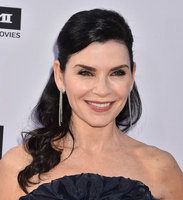 Julianna Margulies Sweatshirt #3265804