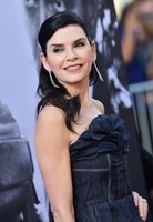Julianna Margulies t-shirt #3265822