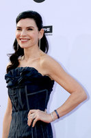 Julianna Margulies Sweatshirt #3265842