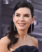 Julianna Margulies t-shirt #3265856