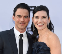Julianna Margulies hoodie #3265877