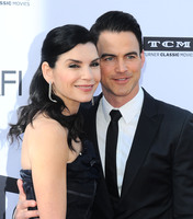 Julianna Margulies Sweatshirt #3265897
