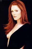 Julianne Moore Longsleeve T-shirt #1318916