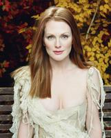Julianne Moore Longsleeve T-shirt #2042785