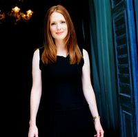 Julianne Moore Sweatshirt #2042826