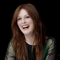 Julianne Moore longsleeve t-shirt #2222214