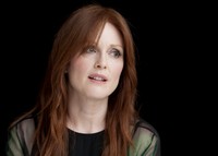 Julianne Moore Sweatshirt #2222226