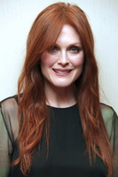 Julianne Moore Sweatshirt #2222228