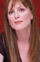 Julianne Moore Sweatshirt #2233548