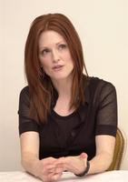 Julianne Moore Sweatshirt #2233554