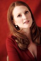 Julianne Moore Sweatshirt #2233556