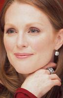 Julianne Moore Sweatshirt #2233565
