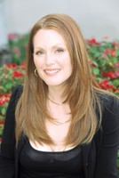 Julianne Moore Sweatshirt #2233604