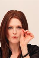 Julianne Moore Sweatshirt #2233605