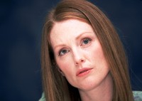Julianne Moore Sweatshirt #2233616