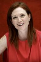 Julianne Moore Sweatshirt #2233645