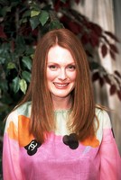 Julianne Moore Sweatshirt #2233646