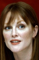 Julianne Moore Sweatshirt #2233683