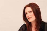 Julianne Moore Sweatshirt #2233686