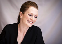 Julianne Moore longsleeve t-shirt #2245354