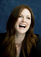 Julianne Moore longsleeve t-shirt #2245356