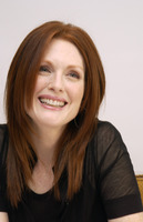 Julianne Moore longsleeve t-shirt #2245363