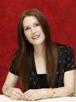Julianne Moore longsleeve t-shirt #2245367