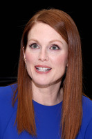 Julianne Moore t-shirt #2448963