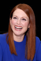 Julianne Moore Sweatshirt #2448978