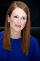 Julianne Moore Sweatshirt #2471510
