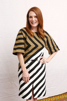 Julianne Moore tote bag #G786888