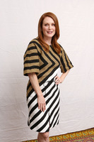 Julianne Moore mug #G786890