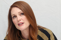 Julianne Moore t-shirt #2517300