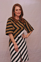 Julianne Moore mug #G786898