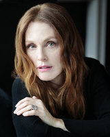 Julianne Moore t-shirt #2517321