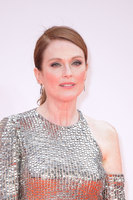 Julianne Moore mug #G1008686