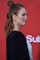 Julianne Moore Sweatshirt #2872593