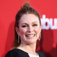 Julianne Moore Sweatshirt #2872722