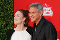 Julianne Moore Sweatshirt #2872735