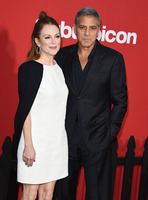 Julianne Moore mug #G1114869