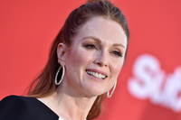 Julianne Moore Sweatshirt #2872854