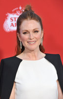 Julianne Moore Tank Top #2872890